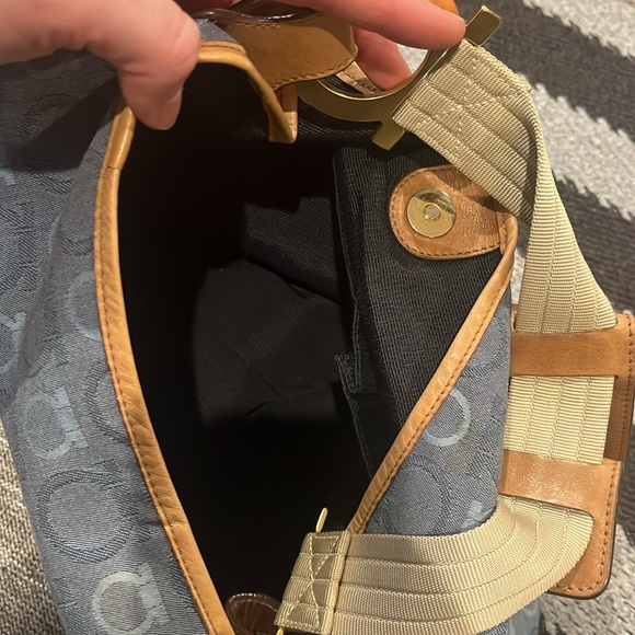 Salvatore Ferragamo denim leather shoulder bag - Picture 11 of 11